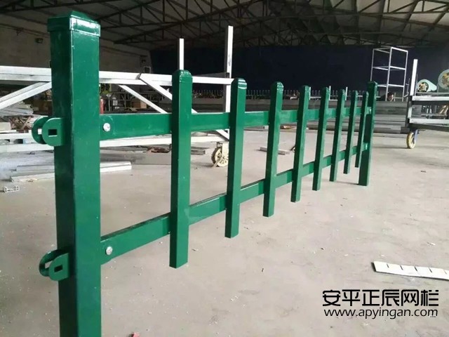 鋅鋼草坪護欄批發(fā)