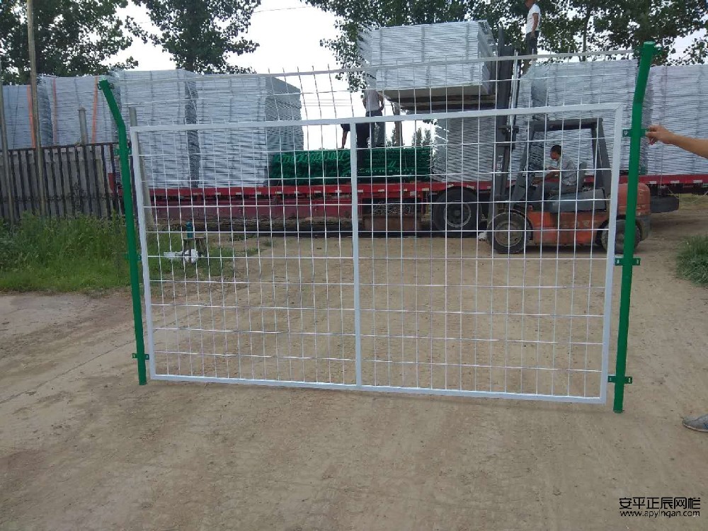 護(hù)欄網(wǎng)價格多少錢一米