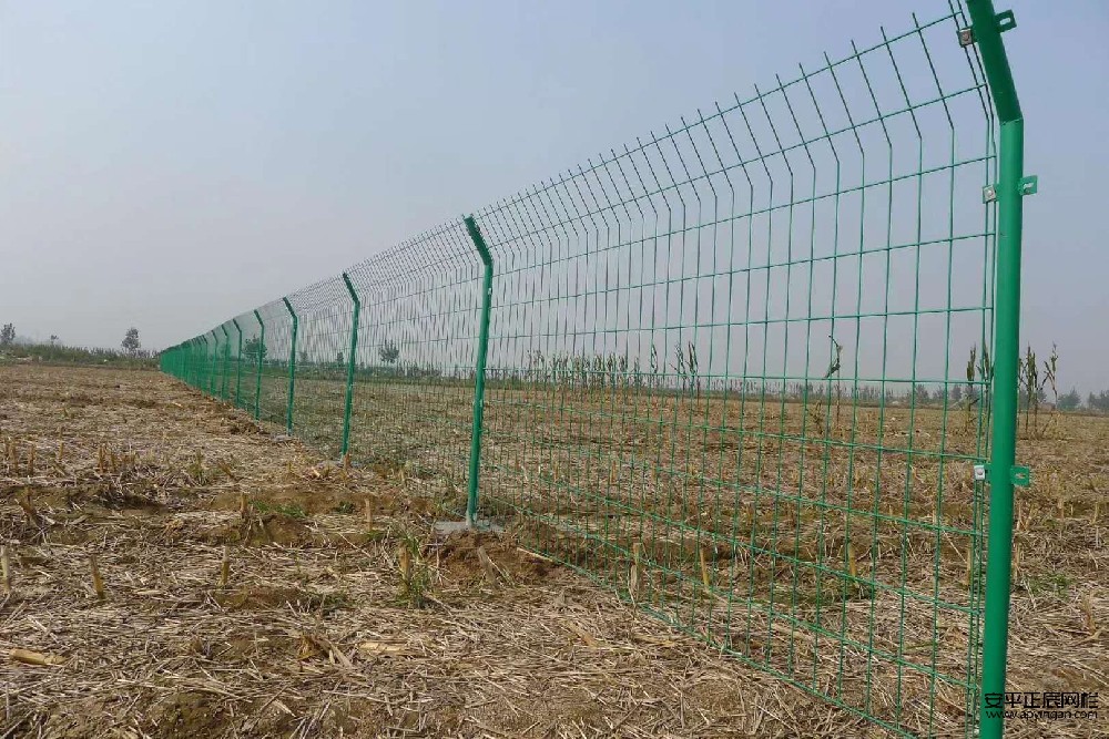 光伏圍欄價格，光伏項目圍欄護欄