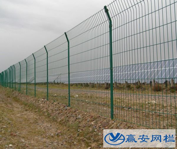 鐵絲網(wǎng)圍欄