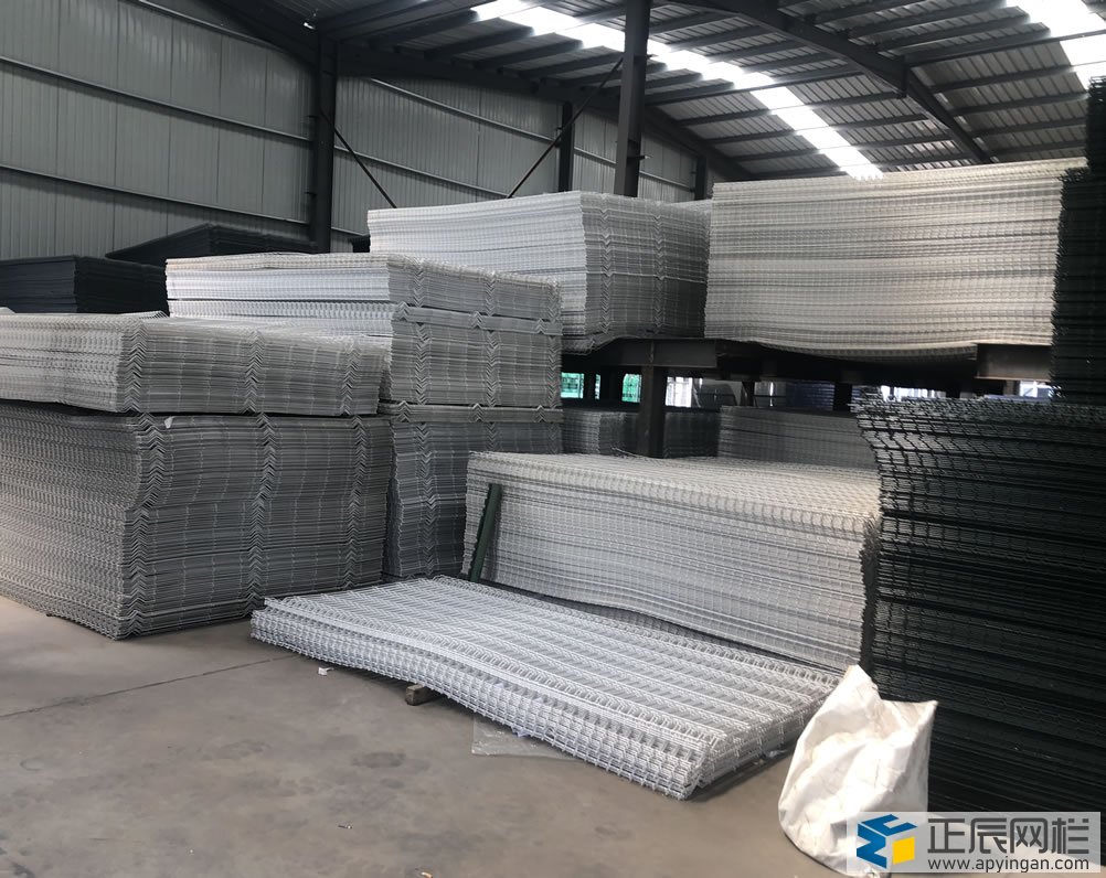 桃型柱護欄網(wǎng)生產(chǎn)廠家