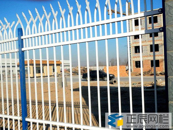 小區(qū)護(hù)欄