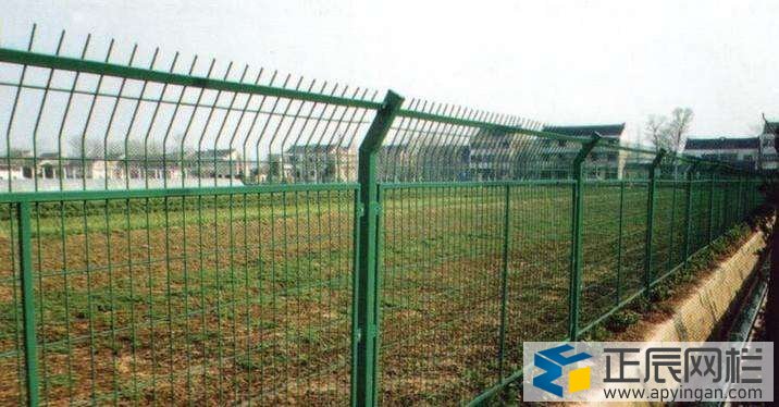 鄉(xiāng)下墻頭圍欄