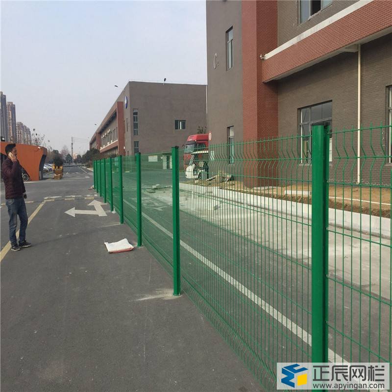 中小學校園護欄網(wǎng)