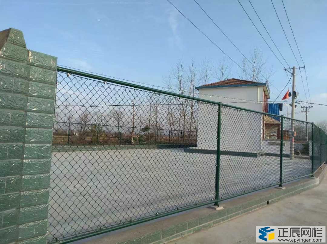 籃球場(chǎng)圍網(wǎng)護(hù)欄