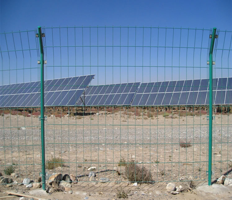 光伏區(qū)護(hù)欄網(wǎng)